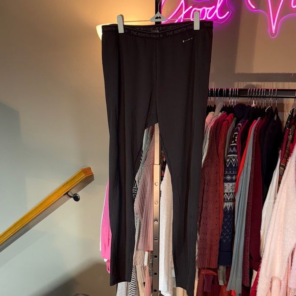 The North Face Pants - The North Face Black Active Base Layer Legging Flashdry